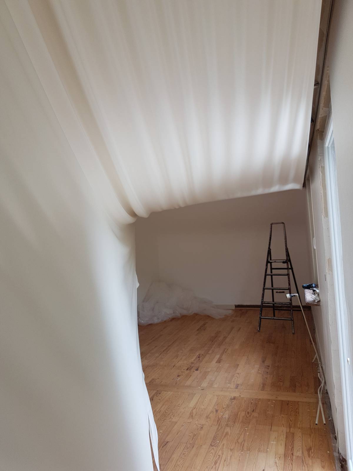 Pose et entretien de toiles pour plafonds tendus à Mulhouse, dans le Haut-Rhin Guebwiller