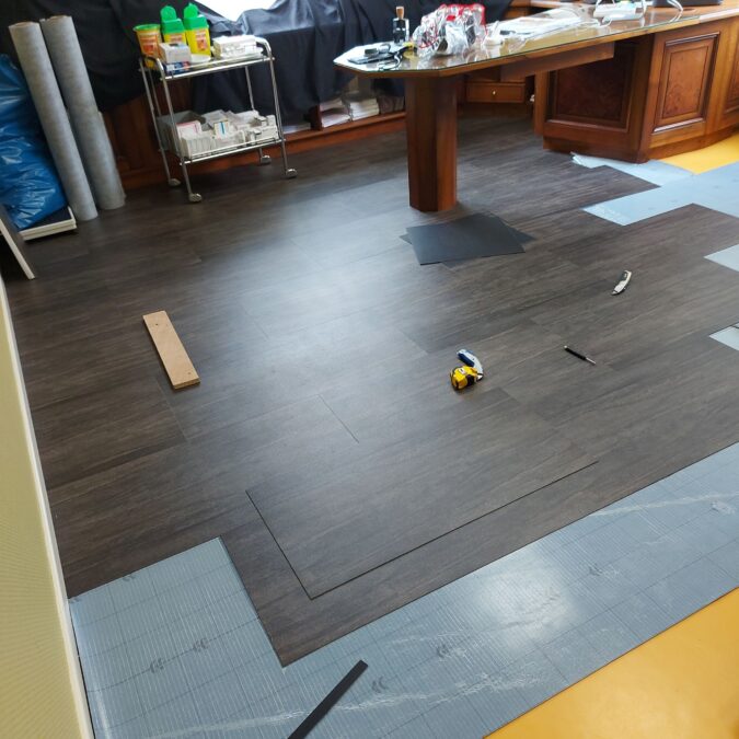 20210417_124358 675X675 | MTS 68 Pose d’un parquet LVT sur sous couche adhésive dans un cabinet médical à husseren wesserling dans la vallée de thann Pfastatt 0