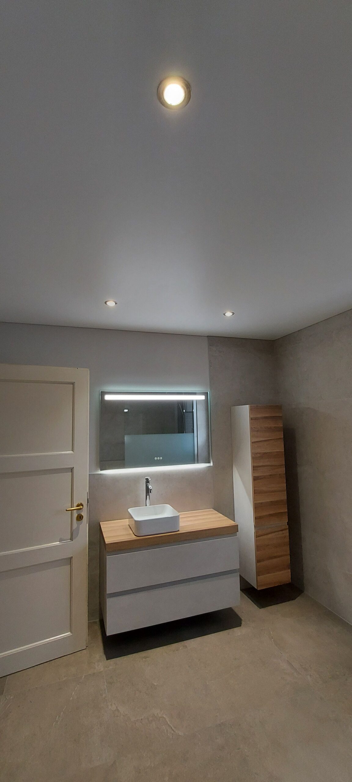 DECOUVREZ NOTRE REALISATION EN POSE DE PLAFOND TENDU A CHAUD EN BLANC MAT A REININGUE. Mulhouse