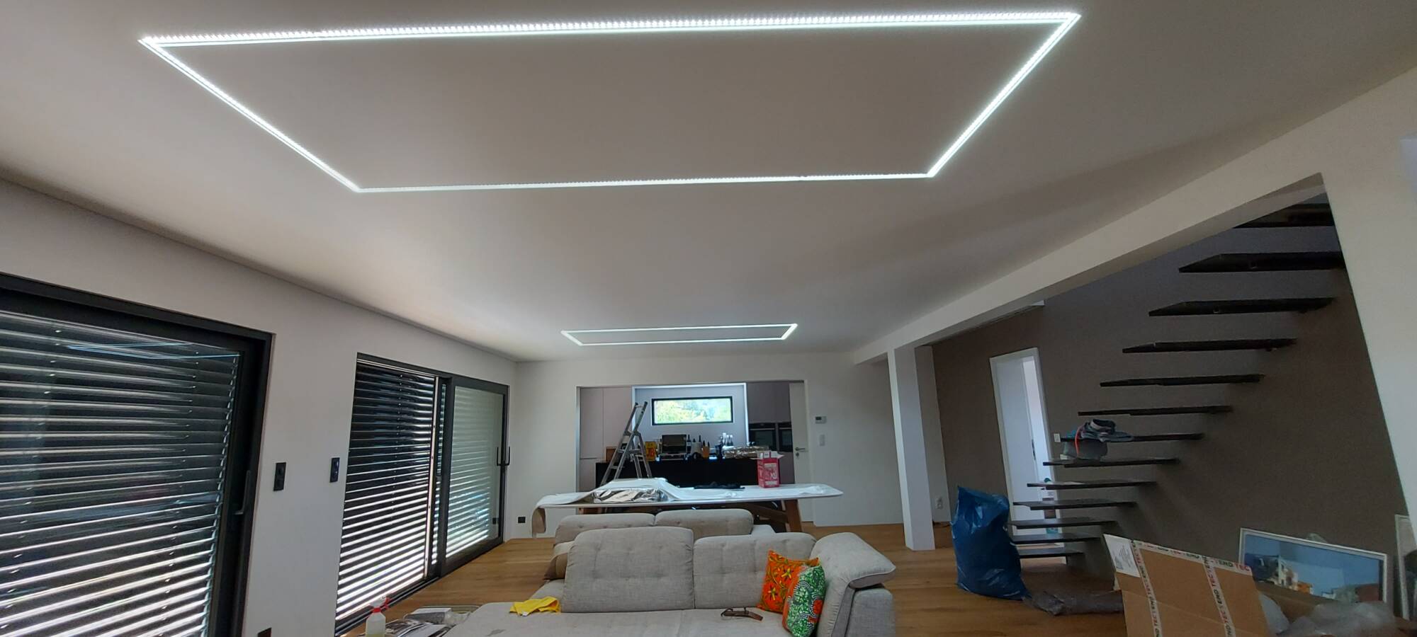 Comment associer son plafond tendu à chaud avec sa décoration ? Belfort